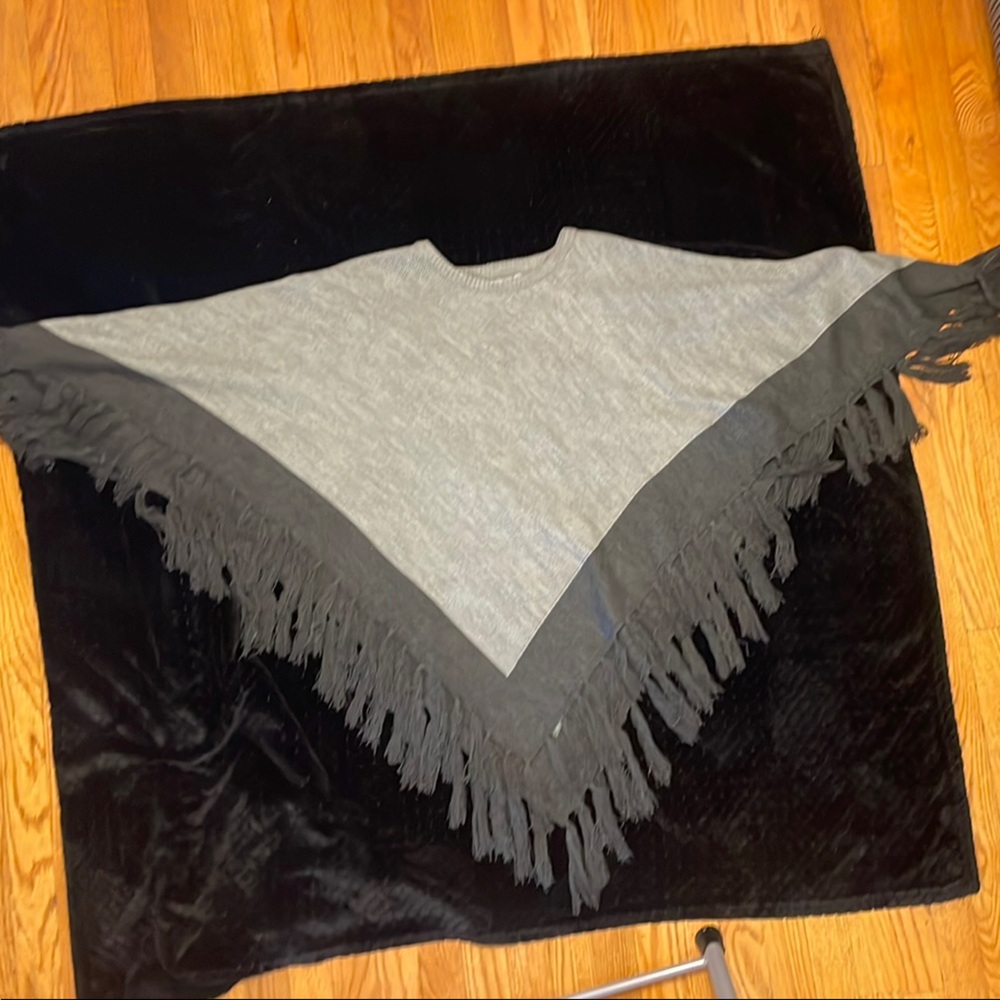 Marc New York Black and grey poncho Casual